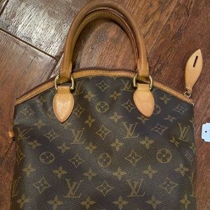 Louis Vuitton Lockit upright